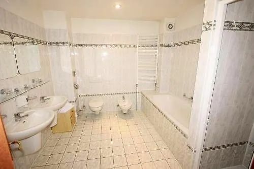 ****  Hotel Palacky Карловы Вары Чехия