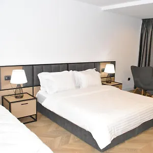 Prime Tirana