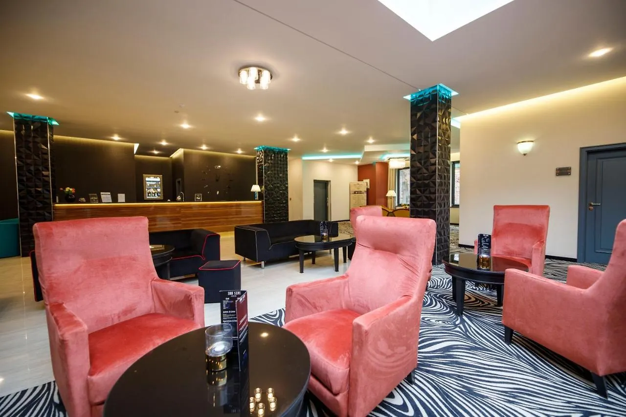 **** Hotel Parkhotel Carlsbad Inn Karlowe Wary Czechy