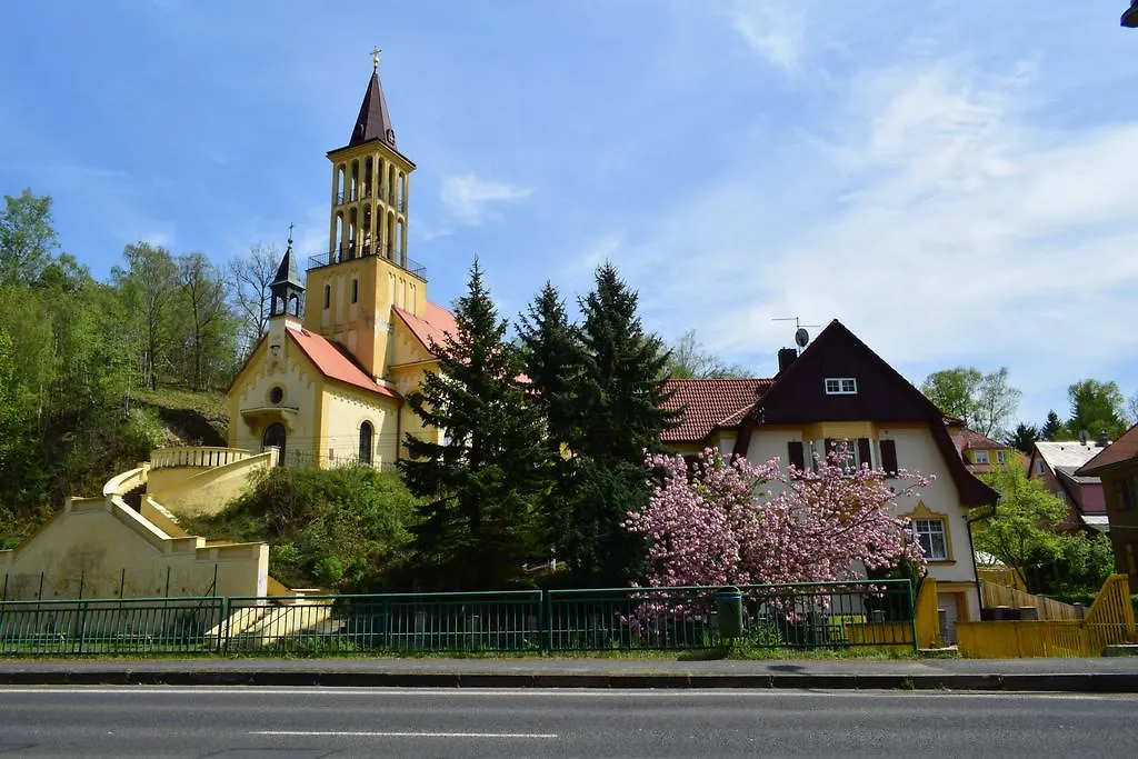Parkhotel Carlsbad Inn Karlowe Wary Dalovice