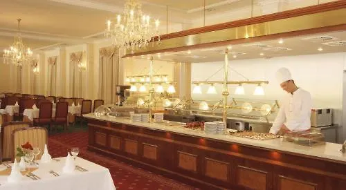 **** Отель Parkhotel Richmond Карловы Вары Чехия