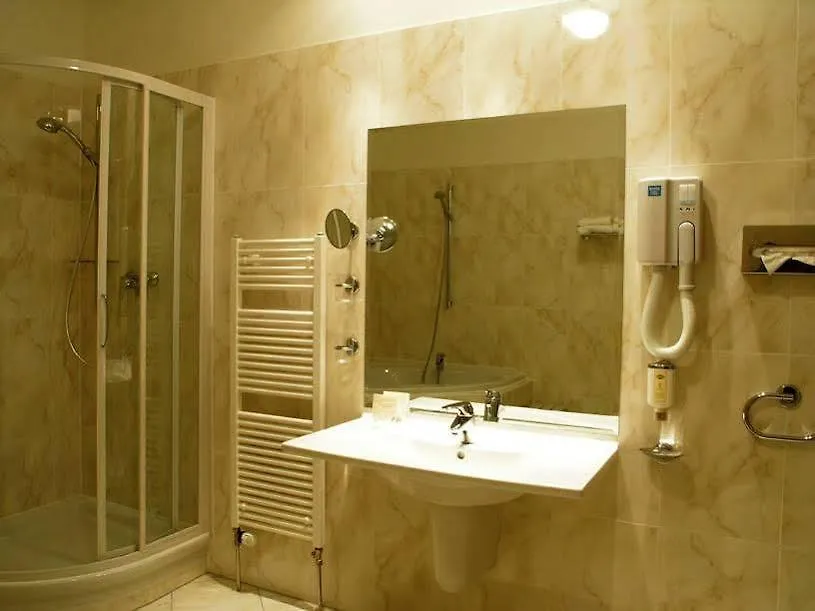Отель Parkhotel Richmond Карловы Вары