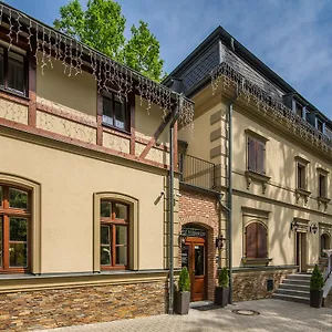 4* Hotel Male Versailles