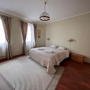  Апартаменты Jurincom Apartmens Zamecky Vrch