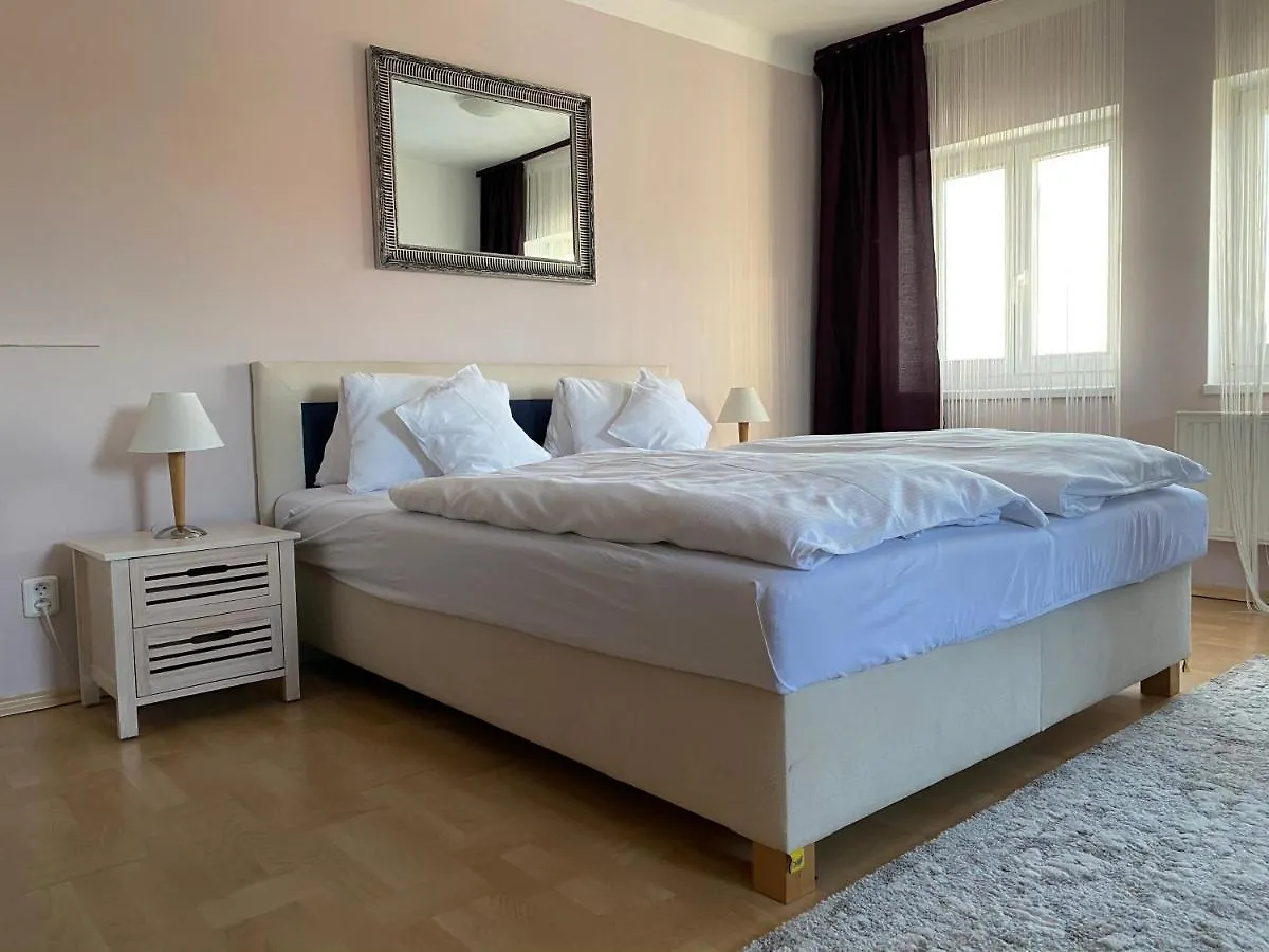 Pension Rainbow*** Karlsbad