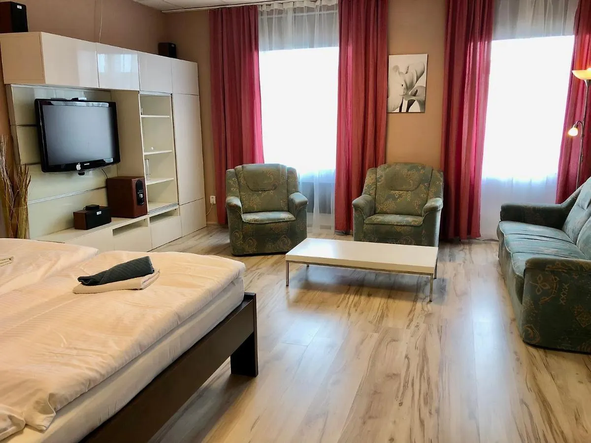 Pension Village Карловы Вары Гостевой дом