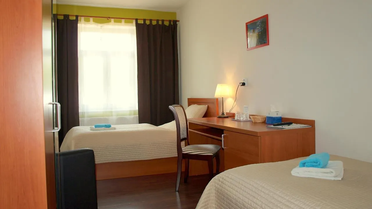 Pension Village Карловы Вары Гостевой дом