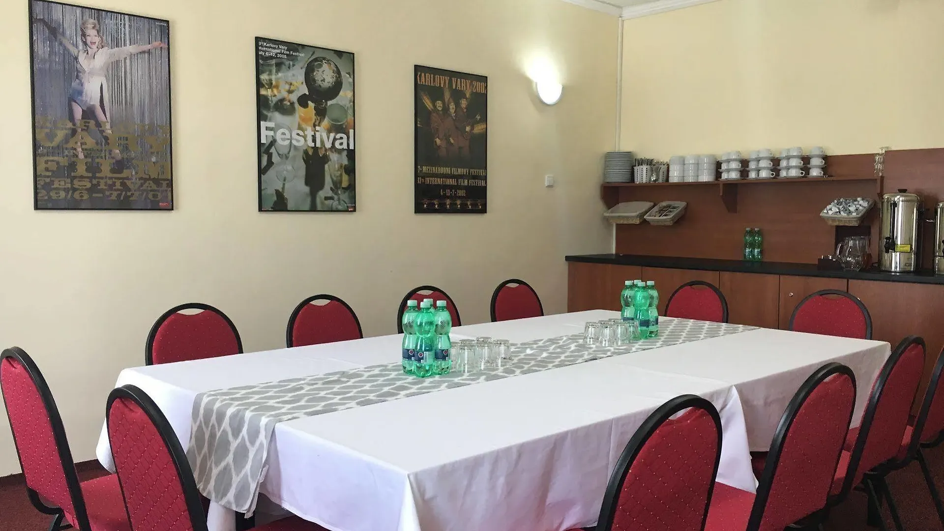 Pension Village Карловы Вары