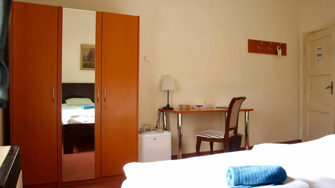Pension Village Карловы Вары