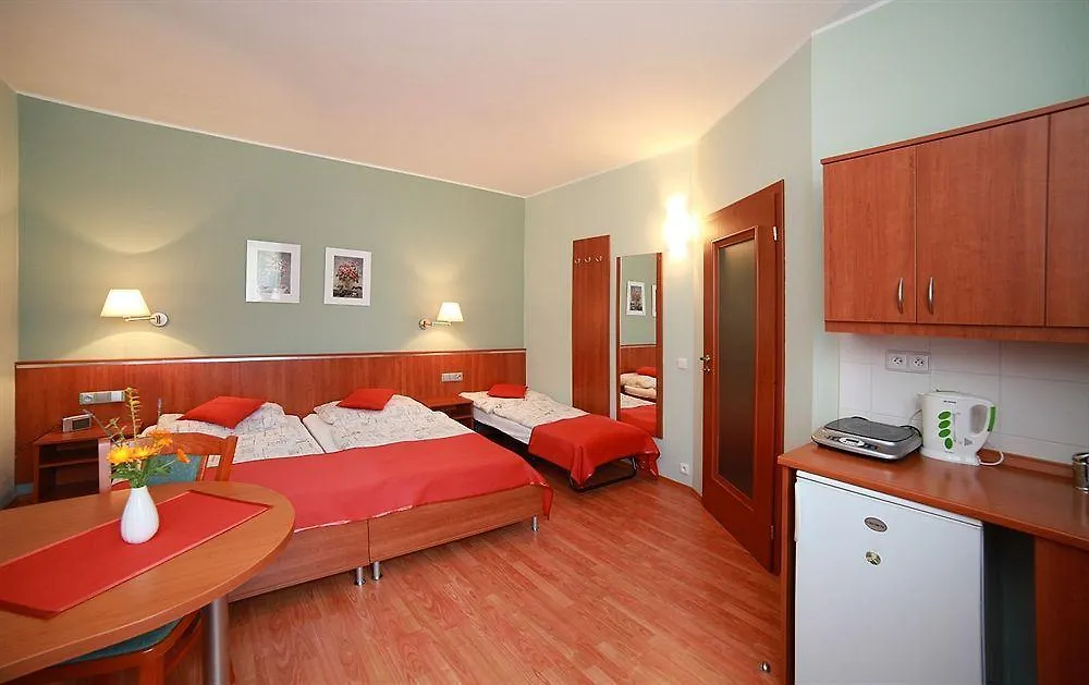 Hotel Penzion Fan Karlsbad 3*,