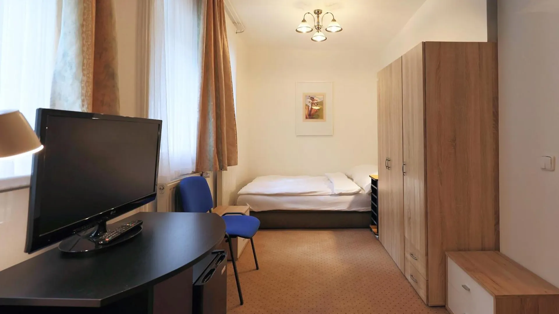 Gasthof Pension U Golfu Cihelny Karlsbad
