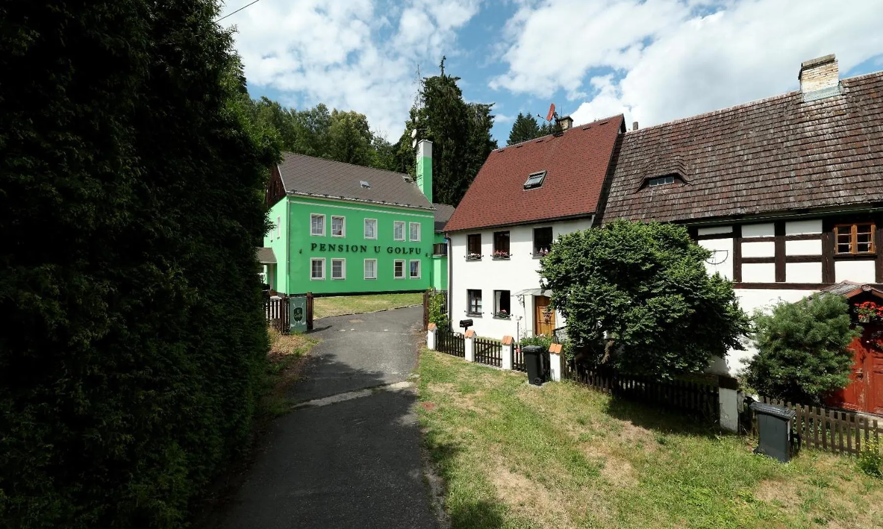 Gasthof Pension U Golfu Cihelny Karlsbad