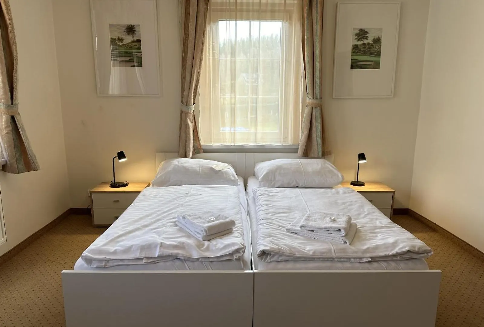 Pension U Golfu Cihelny Karlsbad Gasthof