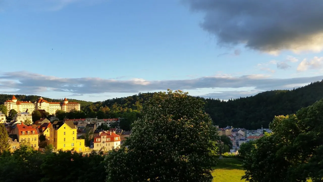 *** Pensjonat Hotel Penzion Valkoun-Lilienfeld Karlowe Wary Czechy