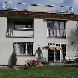 Arcadia 3*, Praga Czechy