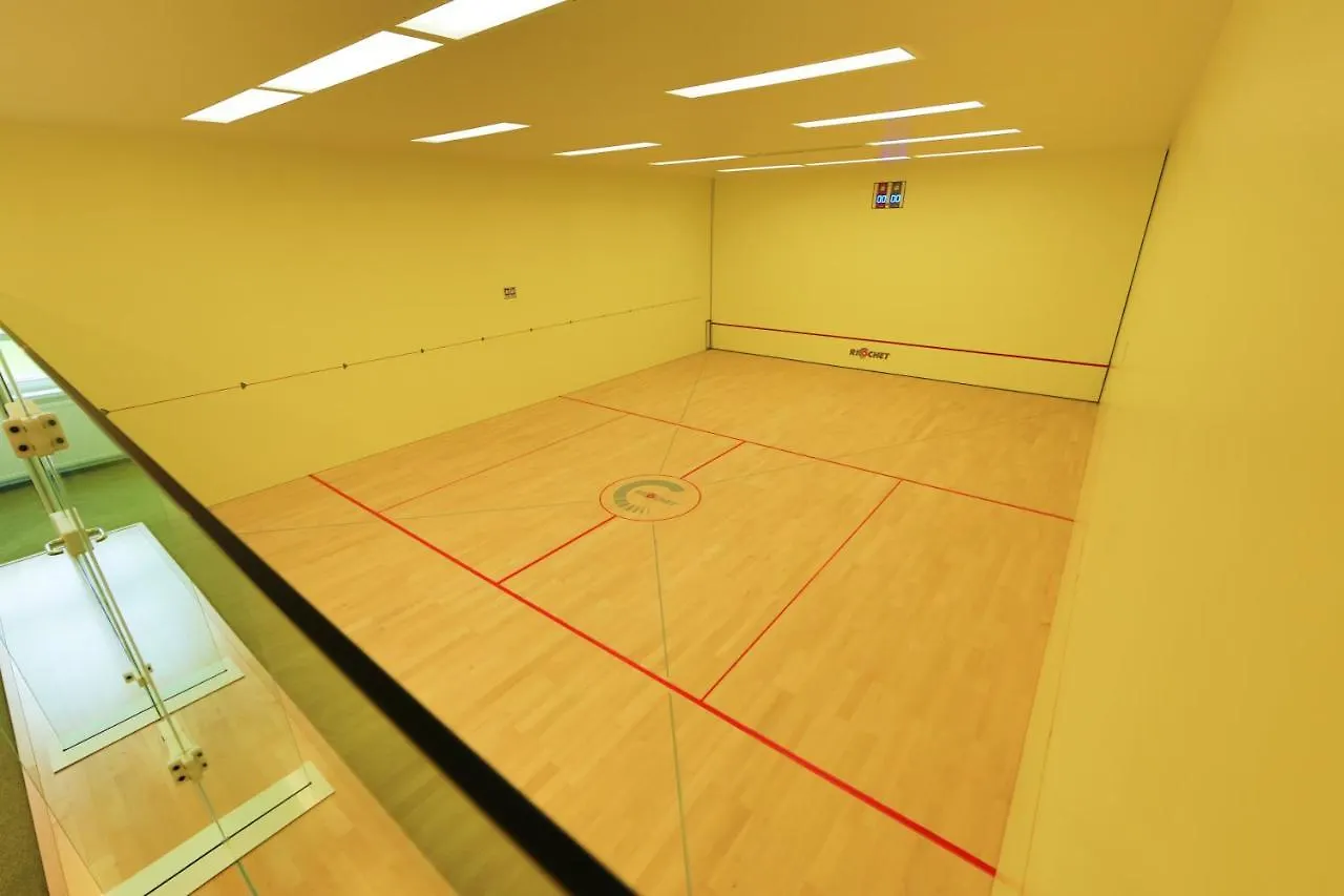 Sport Villa Hofmann - Fitness & Tenis Карловы Вары 3*,