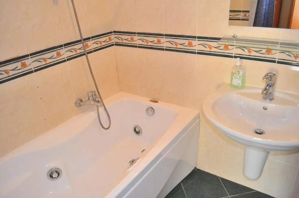 Hotel Petr Карловы Вары 4*,  Чехия