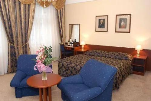 Hotel Petr Karlovy Vary Csehország