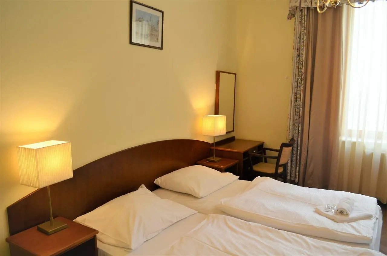 Hotel Petr Karlovy Vary 4*,  Çek Cumhuriyeti