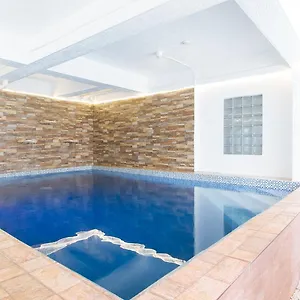  Отель Reddoorz Plus Near Tambo Paranaque Филиппины