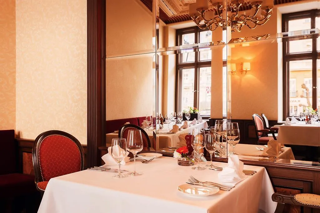 Quisisana Palace Hotel Karlovy Vary 5*,