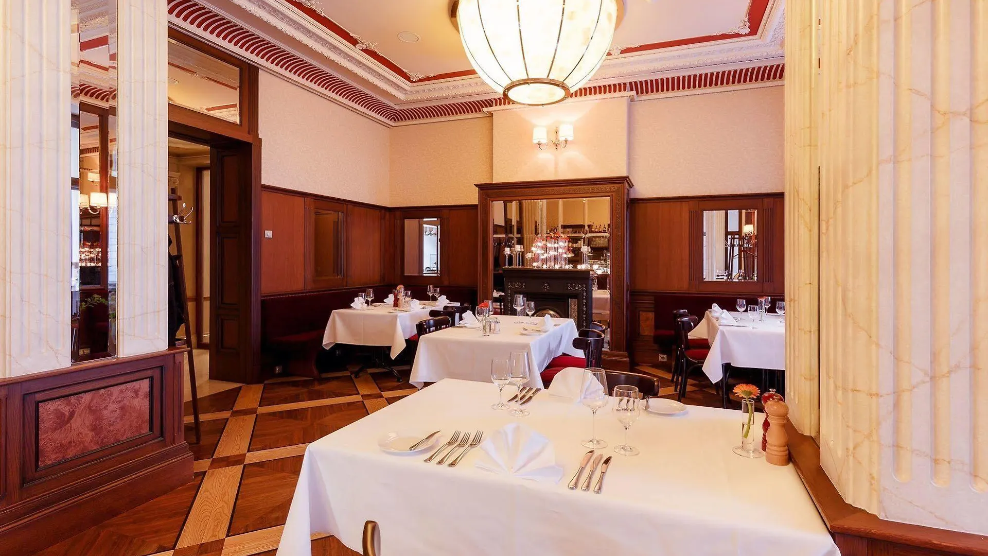 *****  Quisisana Palace Hotel Karlovy Vary Czech Republic