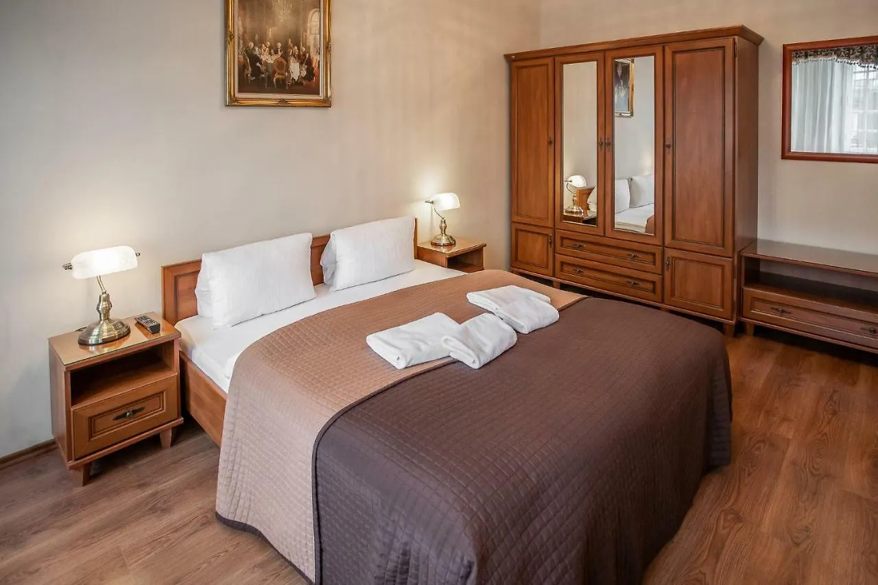 **** Aparthotel Residence Goethe U Tri Moureninu Karlovy Vary Czech Republic