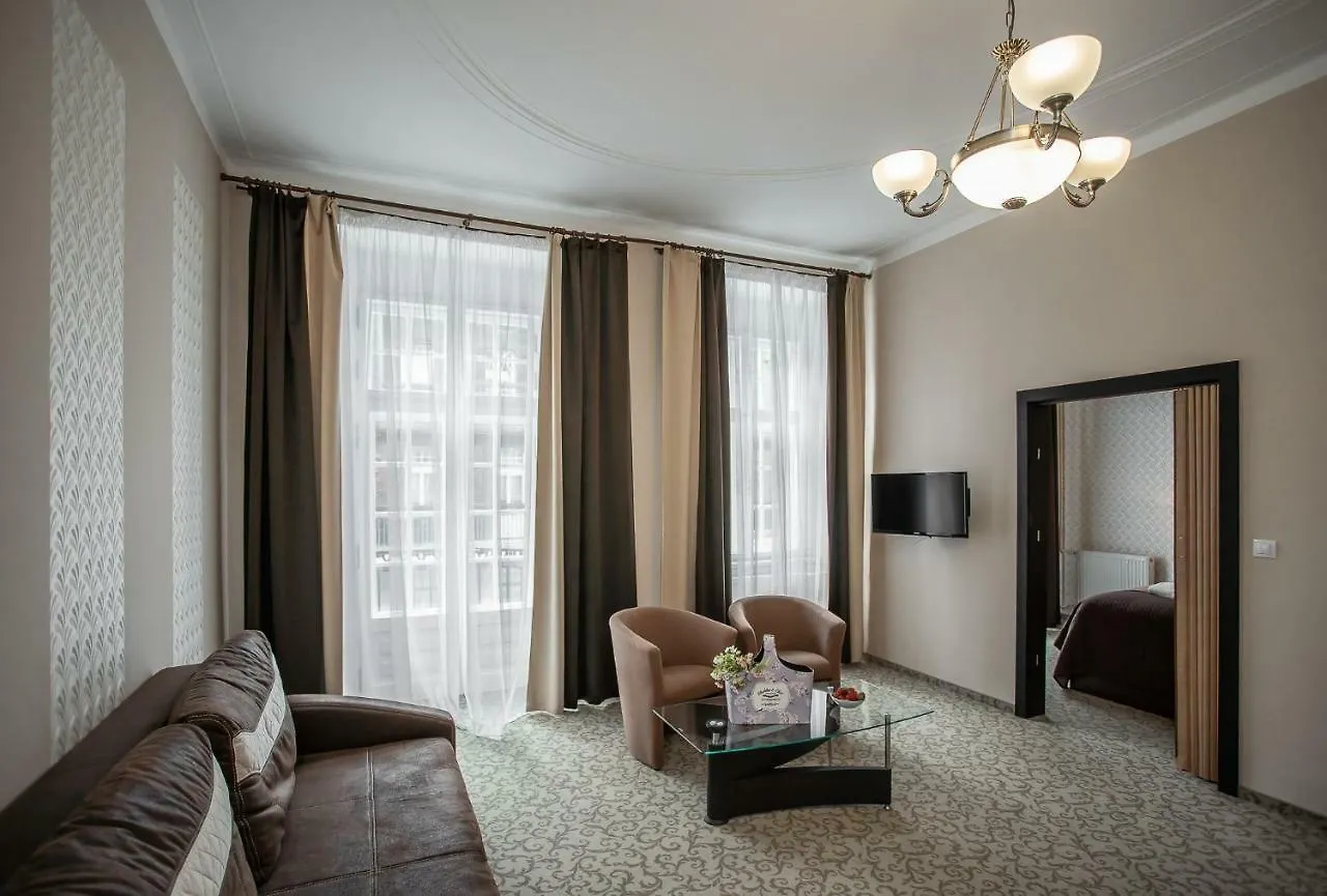 **** Aparthotel Residence Goethe U Tri Moureninu Karlovy Vary Czech Republic