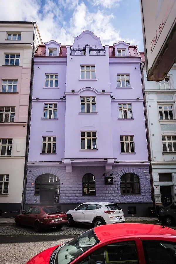Residence Iron Cube Karlowe Wary 0*,