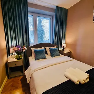 https://my-beloved-warsaw-zurawia-street.warsawhotelspoland.com