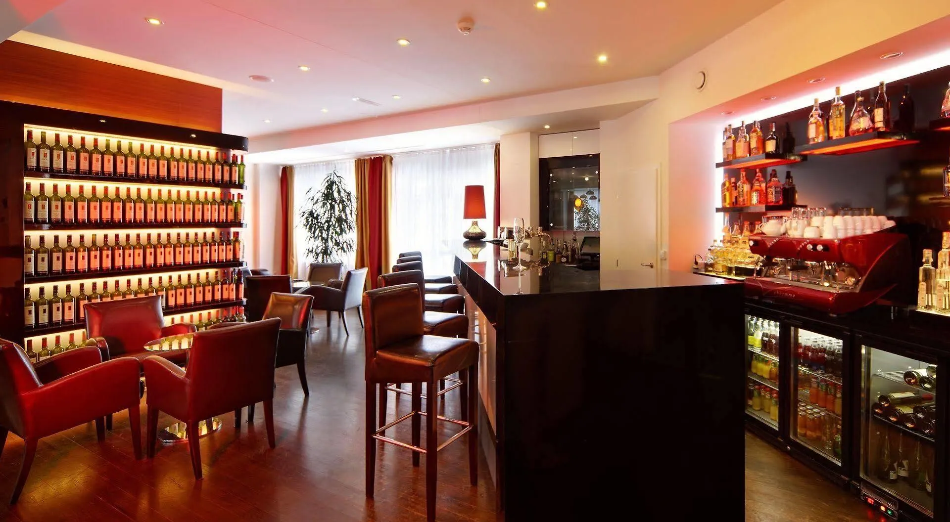 Wellness Hotel Green Paradise Brezova  4*, Brezova (Karlovy Vary)