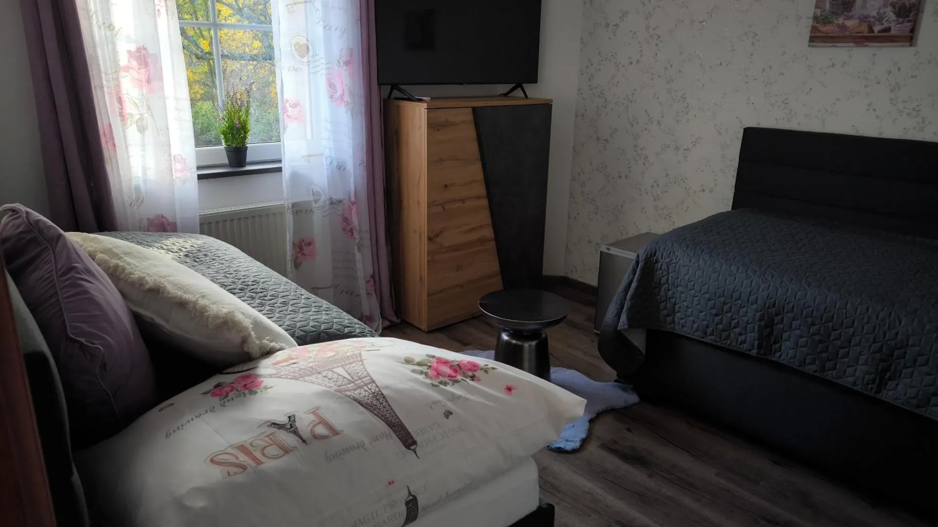Guest house Restaurace Pyramida Hotel Karlovy Vary