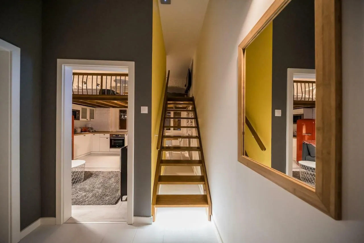 Revelton Studios Karlowe Wary Hotel apartamentowy
