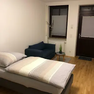 apartment-am-schlossplatz-erlangen.com-bavaria.com/