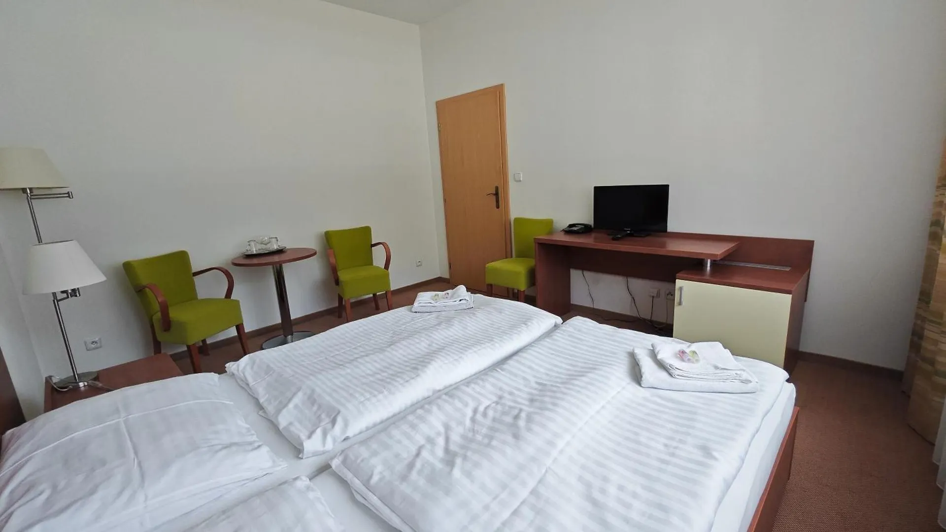 Geyserpark Village Karlsbad 3*,