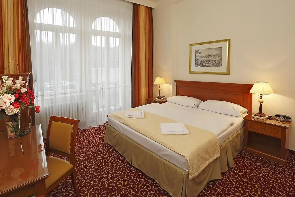Hotel Romania Karlowe Wary 3*,