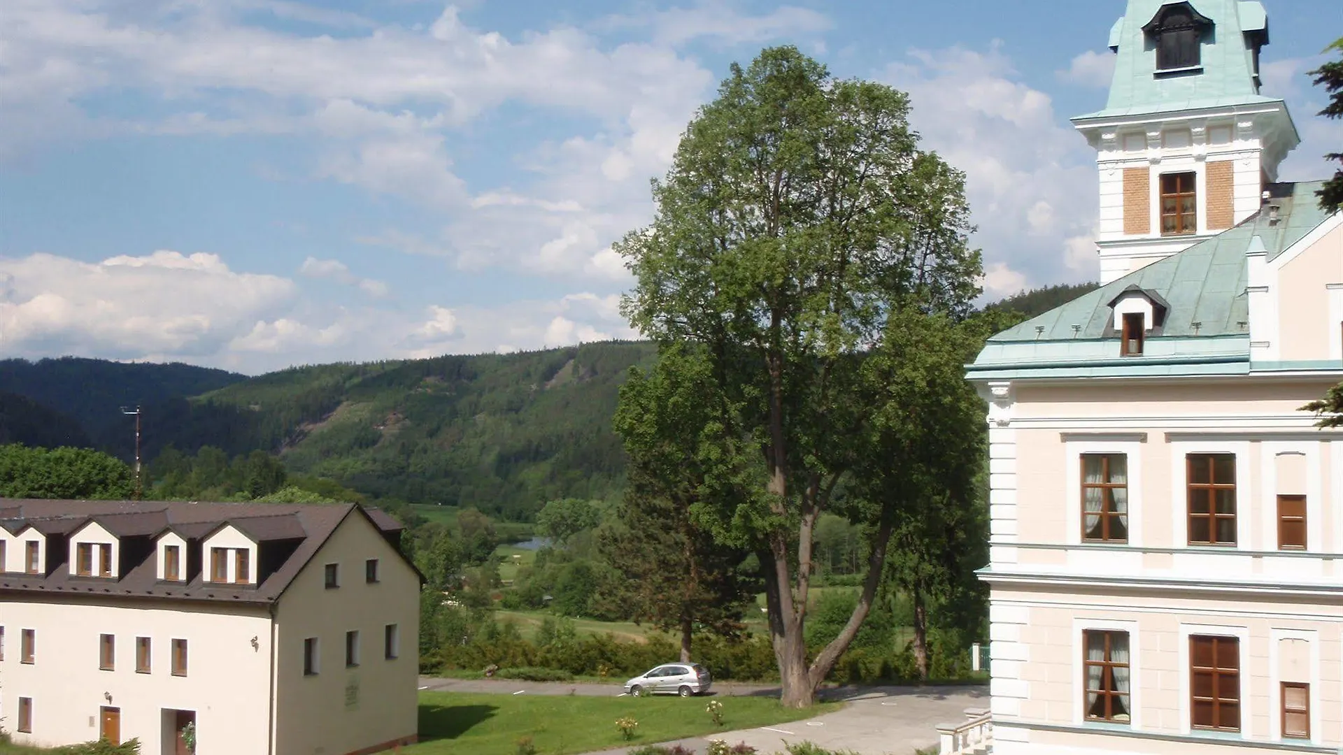 ****  Hotel Royal Golf Karlowe Wary Czechy