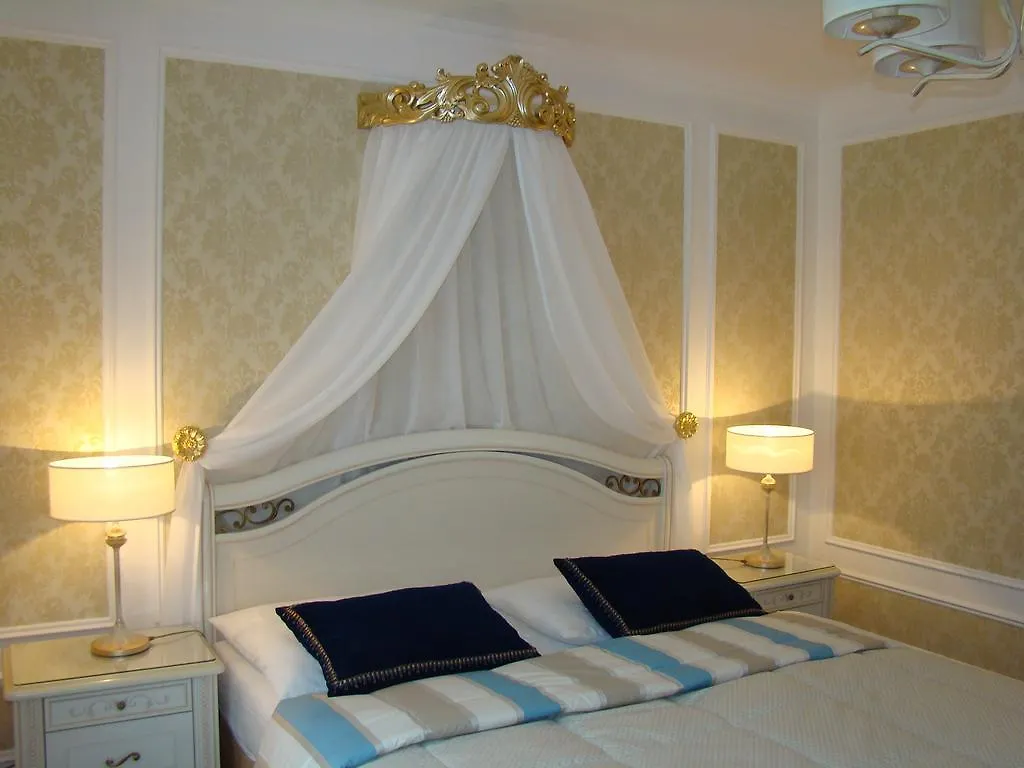Hotel Saint Petersburg Karlowe Wary 3*,  Czechy