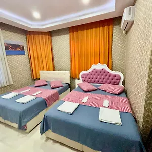 Aparthotel White 