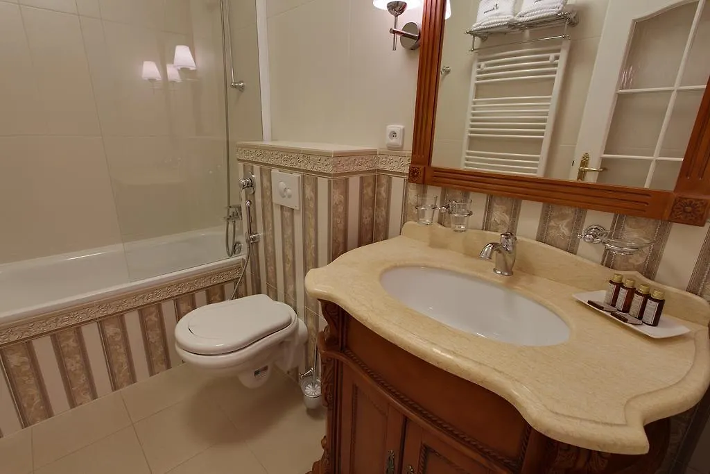 Hotel Saint Petersburg Karlovy Vary 3*,  Repubblica Ceca