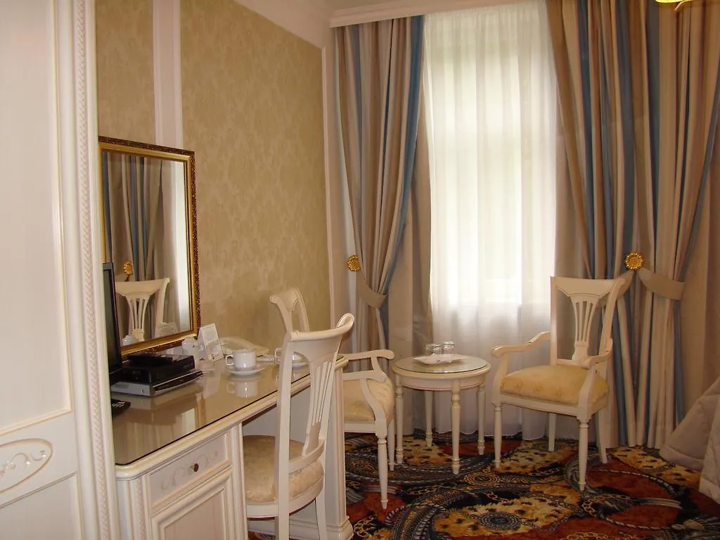 Hotel Saint Petersburg Карловы Вары