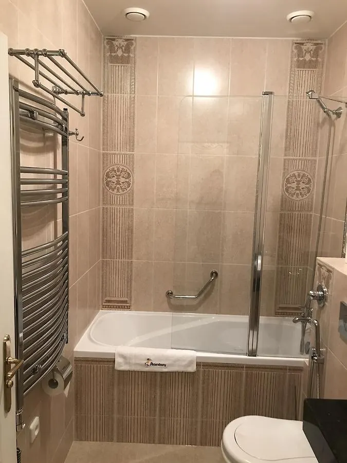 Hotel Saint Petersburg Карловы Вары