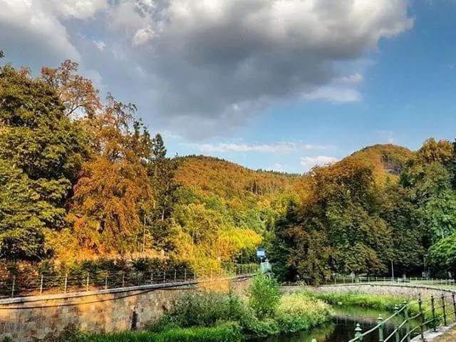 Slunecni Lazne Aparthotel Karlovy Vary 3*,