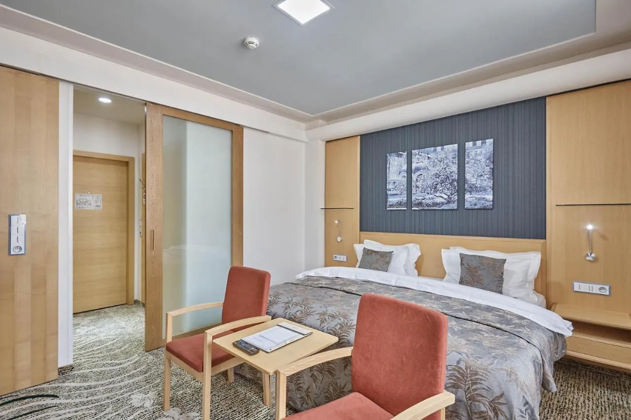 Spa Hotel Iris Karlovy Vary