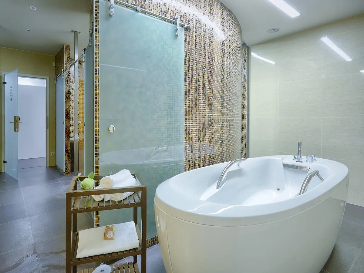 Spa Hotel Iris Karlovy Vary