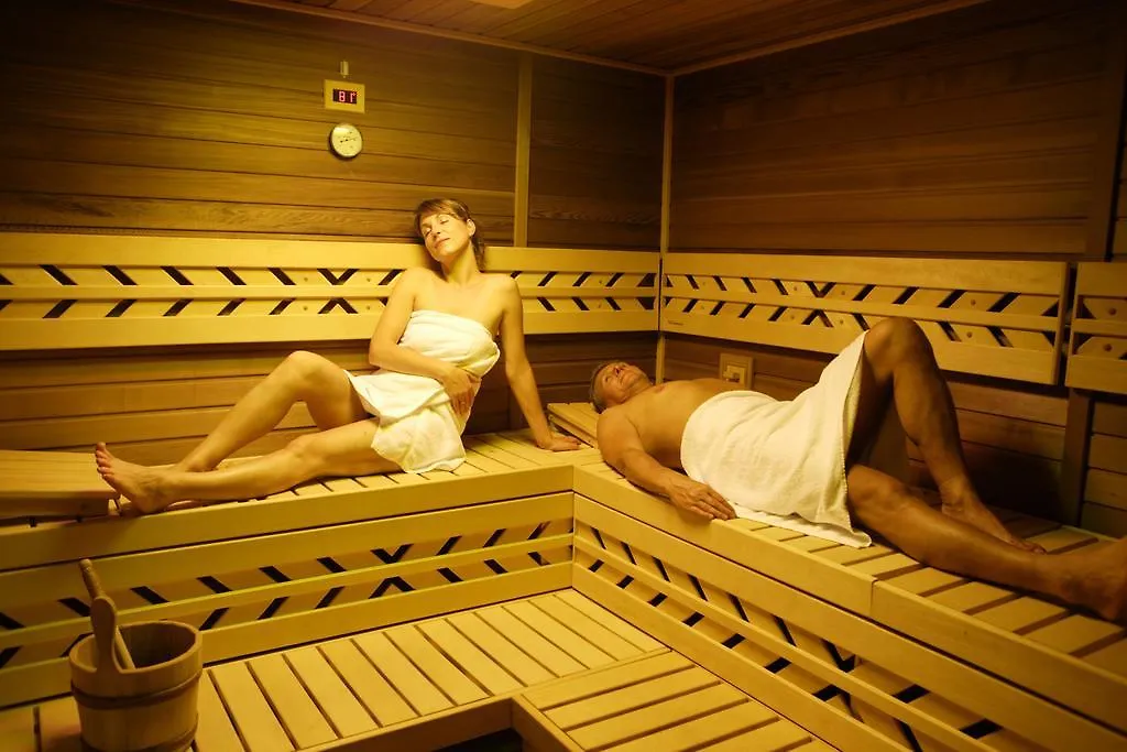 Spa Hotel Schlosspark Karlsbad 4*,
