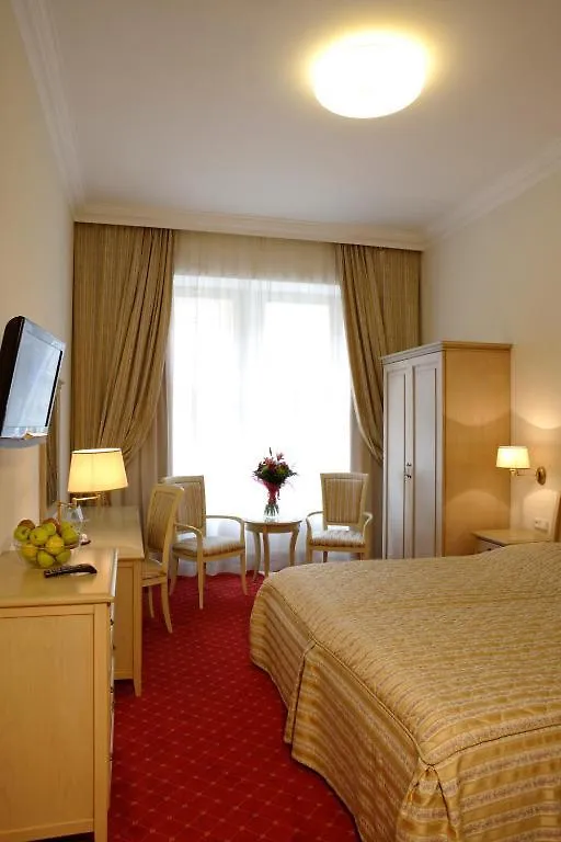 Spa Hotel Schlosspark Karlsbad