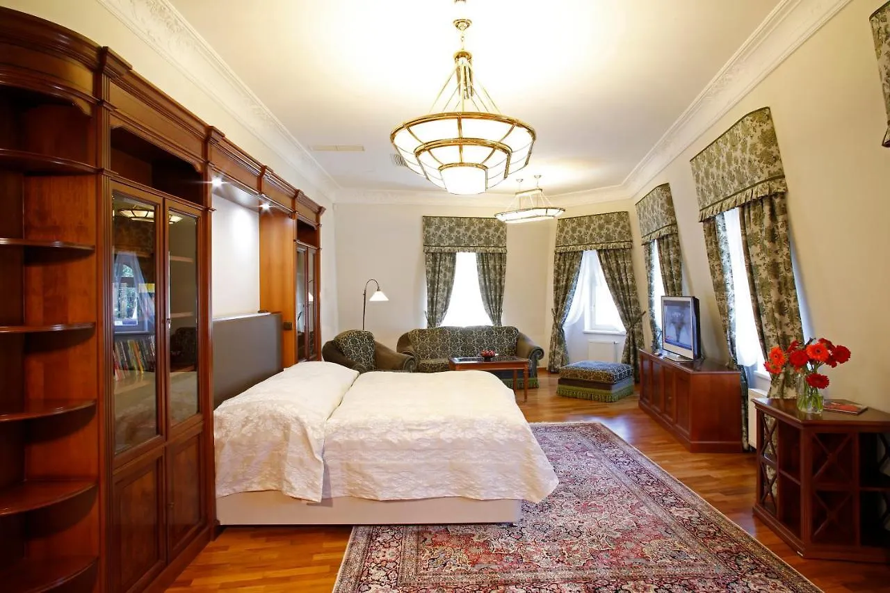 Spa Hotel Schlosspark Karlsbad 4*,