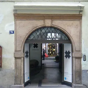 Palace Of The Rings Praga