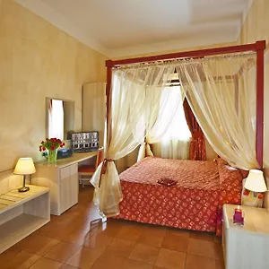 hotel-caesar-prague.praguehotelsweb.com/